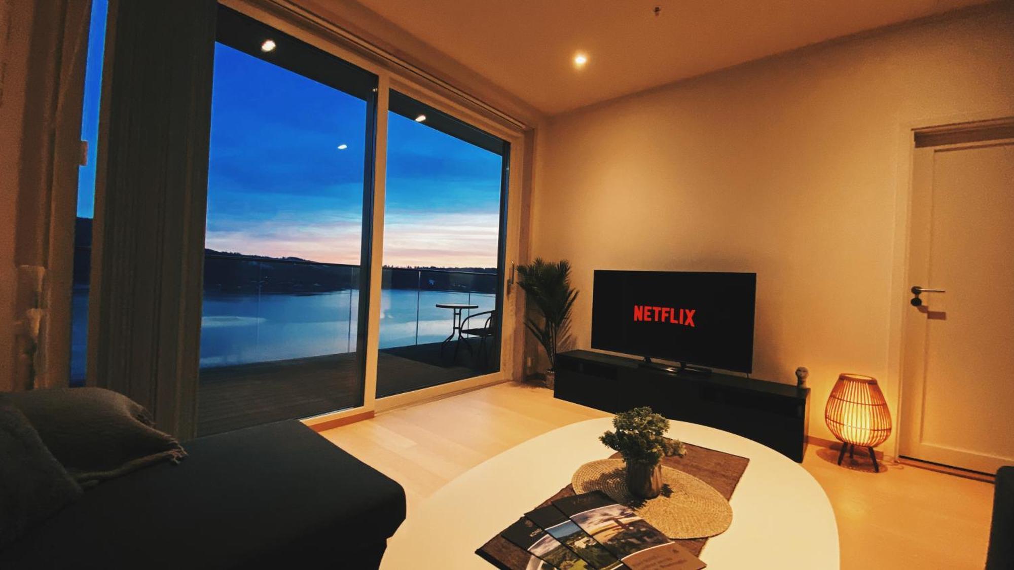 Mjos Tower Suite - Lovely Lake View Brumunddal Zewnętrze zdjęcie